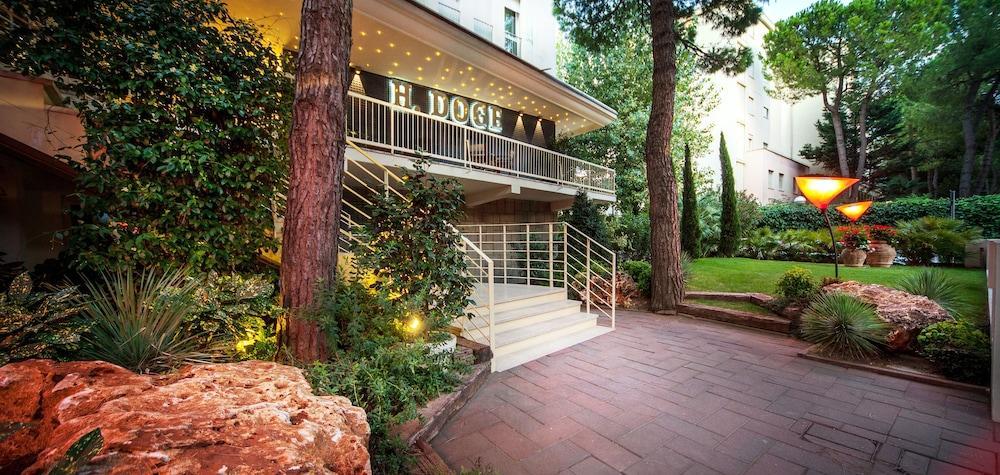Hotel Doge Milano Marittima Buitenkant foto