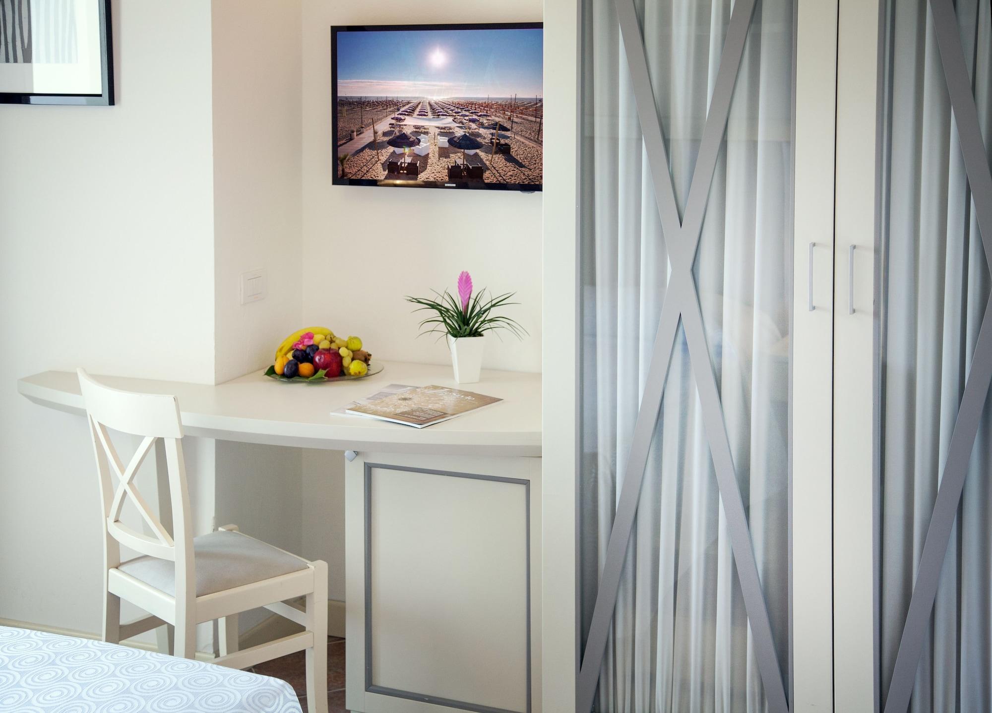 Hotel Doge Milano Marittima Buitenkant foto